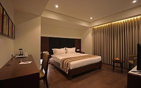 Hotel German Palace Near To Airport